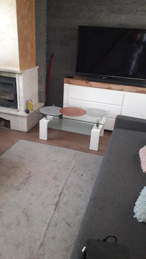 Hacjenda Lesny Zaulek Apartment Wlodawa Bagian luar foto